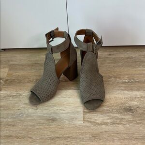 Gray Women's Heeled Sandals